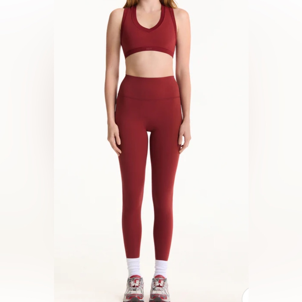 SET Active Burgundy Leggings set - size small pants, medium top